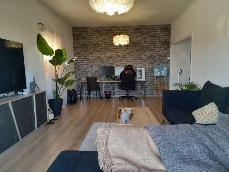 3-bedroom apartment for sale: https://www.bazaraki.com/adv/5796743_3-bedroom-apartment-for-sale (www.bazaraki.com)