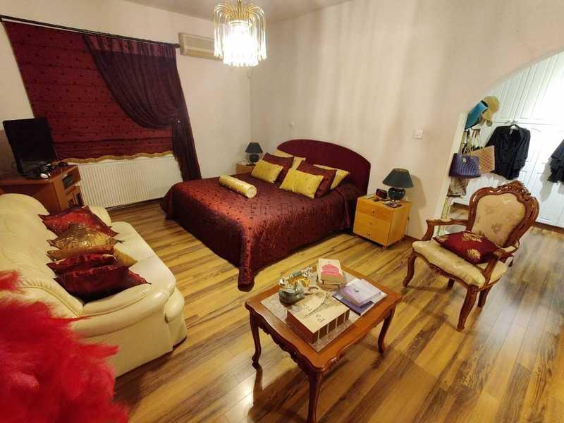 3-bedroom detached house for sale: https://www.bazaraki.com/adv/5799302_3-bedroom-detached-house-for-sale (www.bazaraki.com)