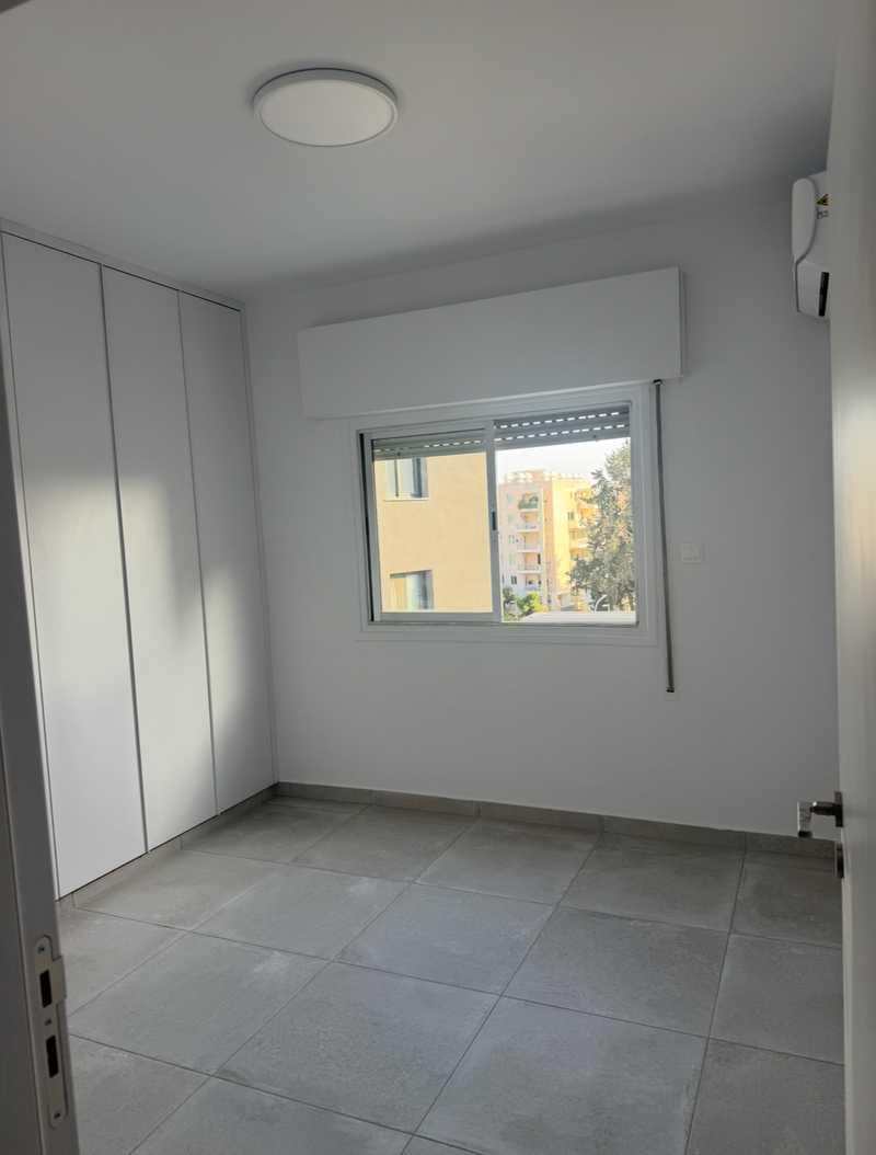 2-bedroom apartment to rent: https://www.bazaraki.com/adv/5792181_2-bedroom-apartment-to-rent (www.bazaraki.com)