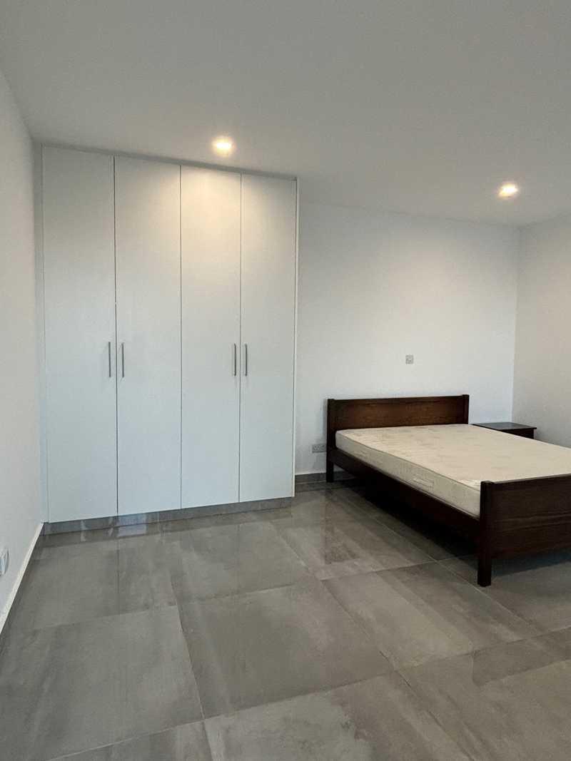 1-bedroom penthouse to rent: https://www.bazaraki.com/adv/5796604_1-bedroom-penthouse-to-rent (www.bazaraki.com)