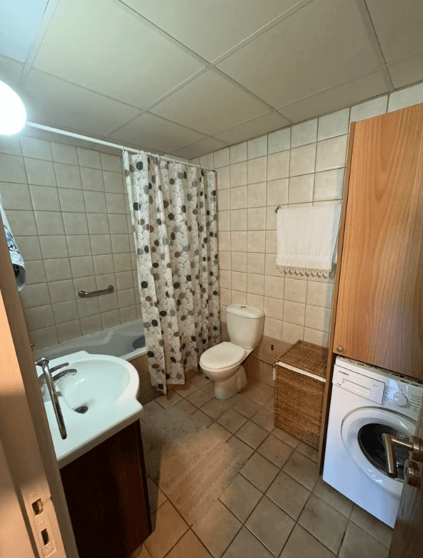 2 Bedroom Flat For Sale: https://www.zyprus.com/property/39303/2-bedrooms-apartment-flat-in-dasoupoli-strovolos-nicosia (www.zyprus.com)