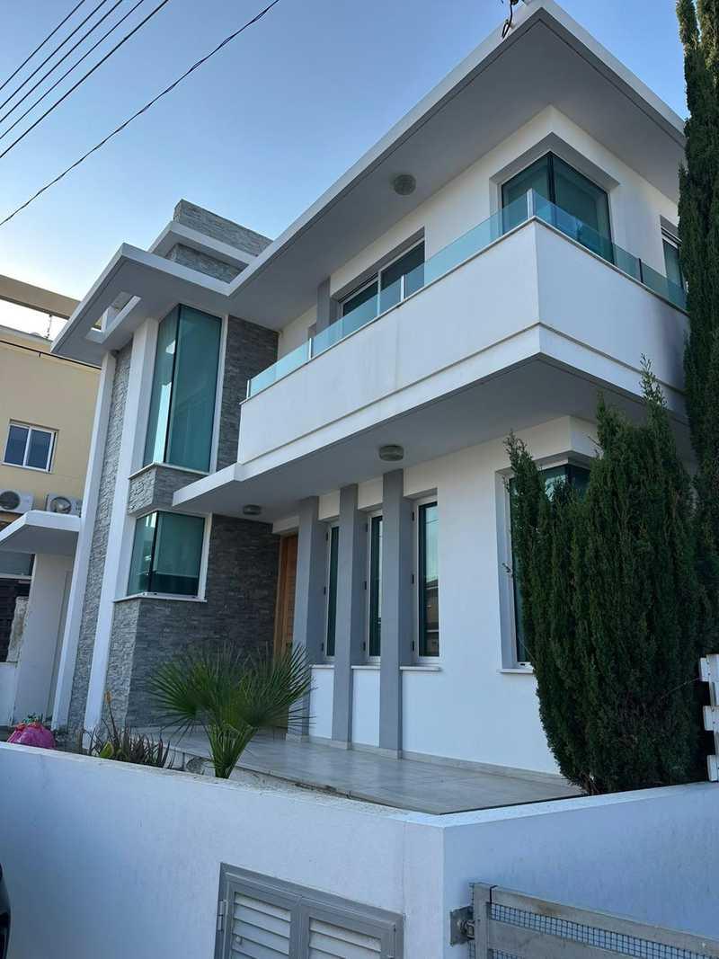  3-bedroom detached house to rent: https://www.bazaraki.com/adv/5789288_3-bedroom-detached-house-to-rent (www.bazaraki.com)