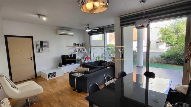 3-bedroom apartment for sale: https://www.bazaraki.com/adv/5795488_3-bedroom-apartment-for-sale (www.bazaraki.com)