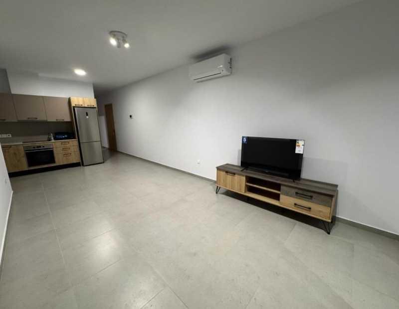 2-bedroom apartment to rent: https://www.bazaraki.com/adv/5790837_2-bedroom-apartment-to-rent (www.bazaraki.com)
