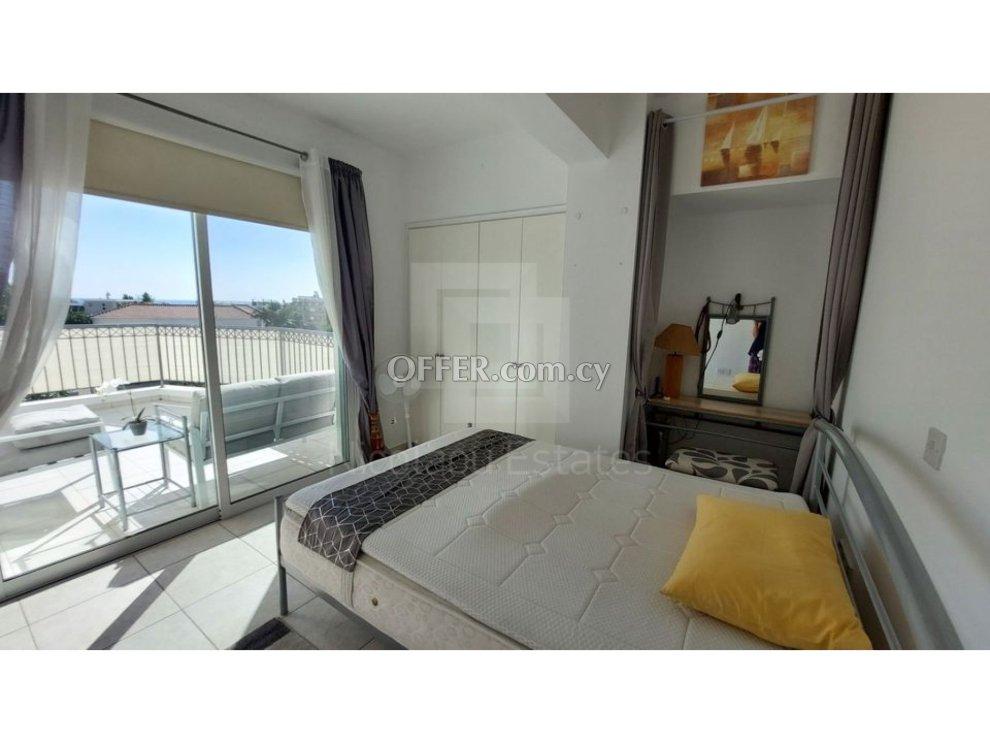 Unique top floor one bedroom penthouse in Universal area Paphos: https://www.offer.com.cy/en/unique-top-floor-one-bedroom-penthouse-in-universal-area-paphos/21-810669/ (www.offer.com.cy)
