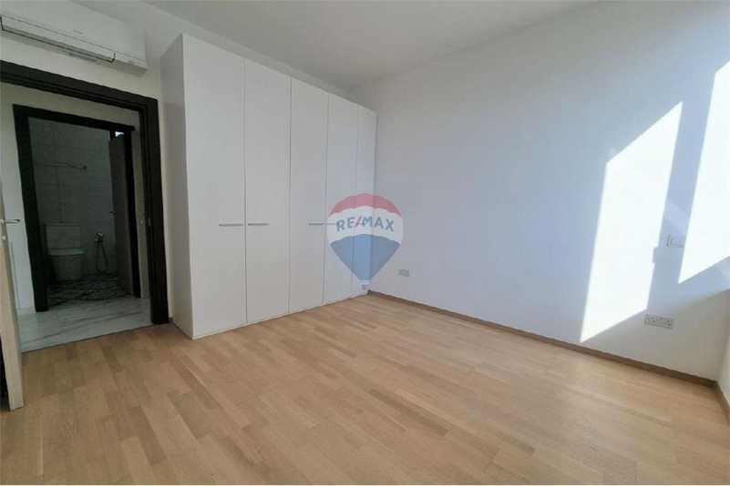 3-bedroom apartment for sale: https://www.bazaraki.com/adv/5797857_3-bedroom-apartment-for-sale (www.bazaraki.com)