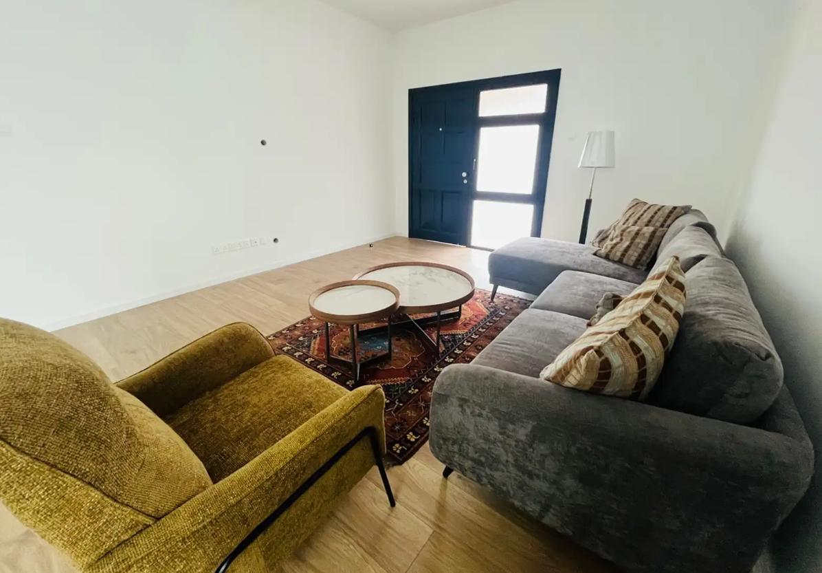 2-bedroom flat in Limassol №153340: https://dom.com.cy/en/catalog/rent/153340/ (dom.com.cy)