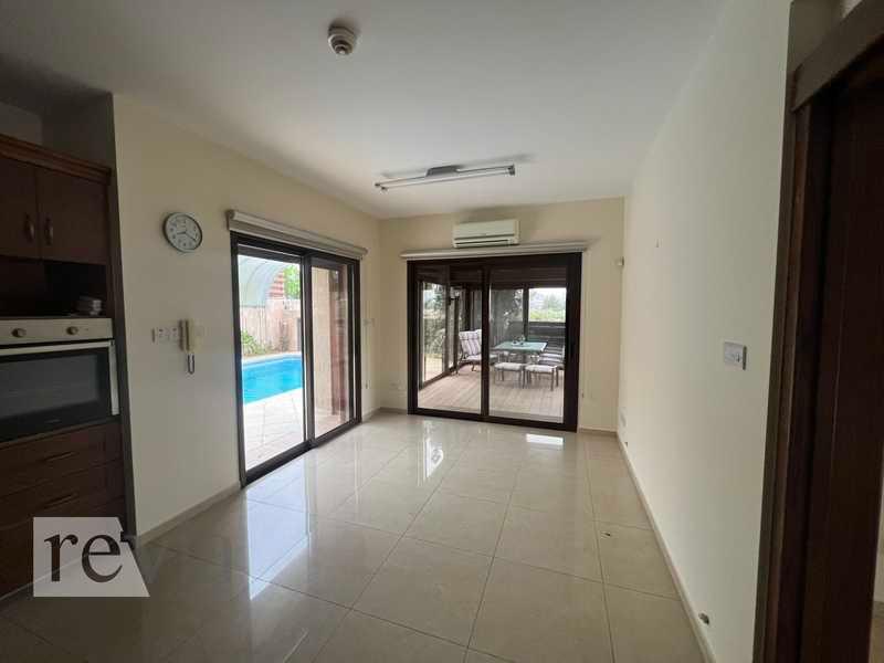 3-bedroom detached house to rent: https://www.bazaraki.com/adv/5765858_3-bedroom-detached-house-for-sale (www.bazaraki.com)