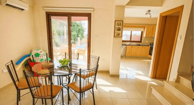 3-bedroom detached house for sale: https://www.bazaraki.com/adv/5786624_3-bedroom-detached-house-for-sale (www.bazaraki.com)