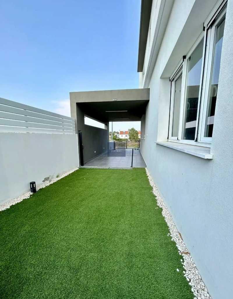 3-bedroom semi-detached for sale: https://www.bazaraki.com/adv/5799734_3-bedroom-semi-detached-for-sale (www.bazaraki.com)