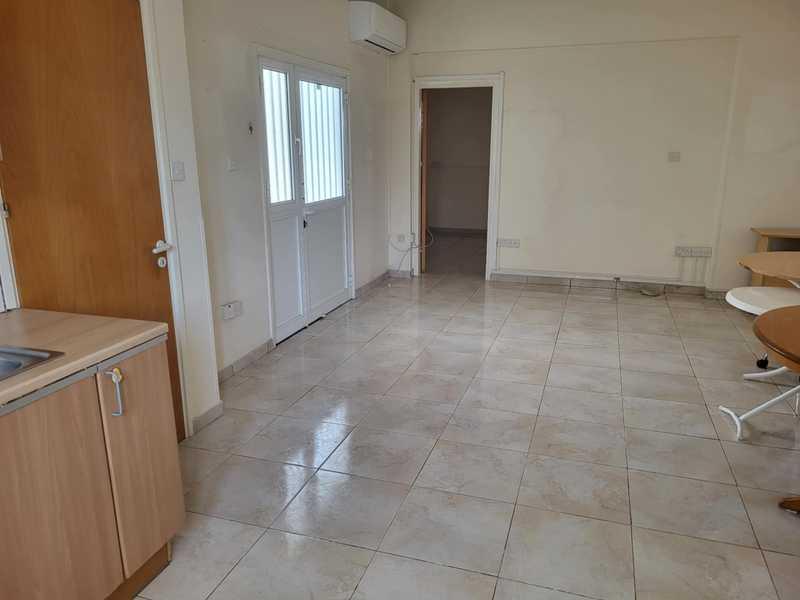 1-bedroom apartment to rent: https://www.bazaraki.com/adv/5792079_1-bedroom-apartment-to-rent (www.bazaraki.com)