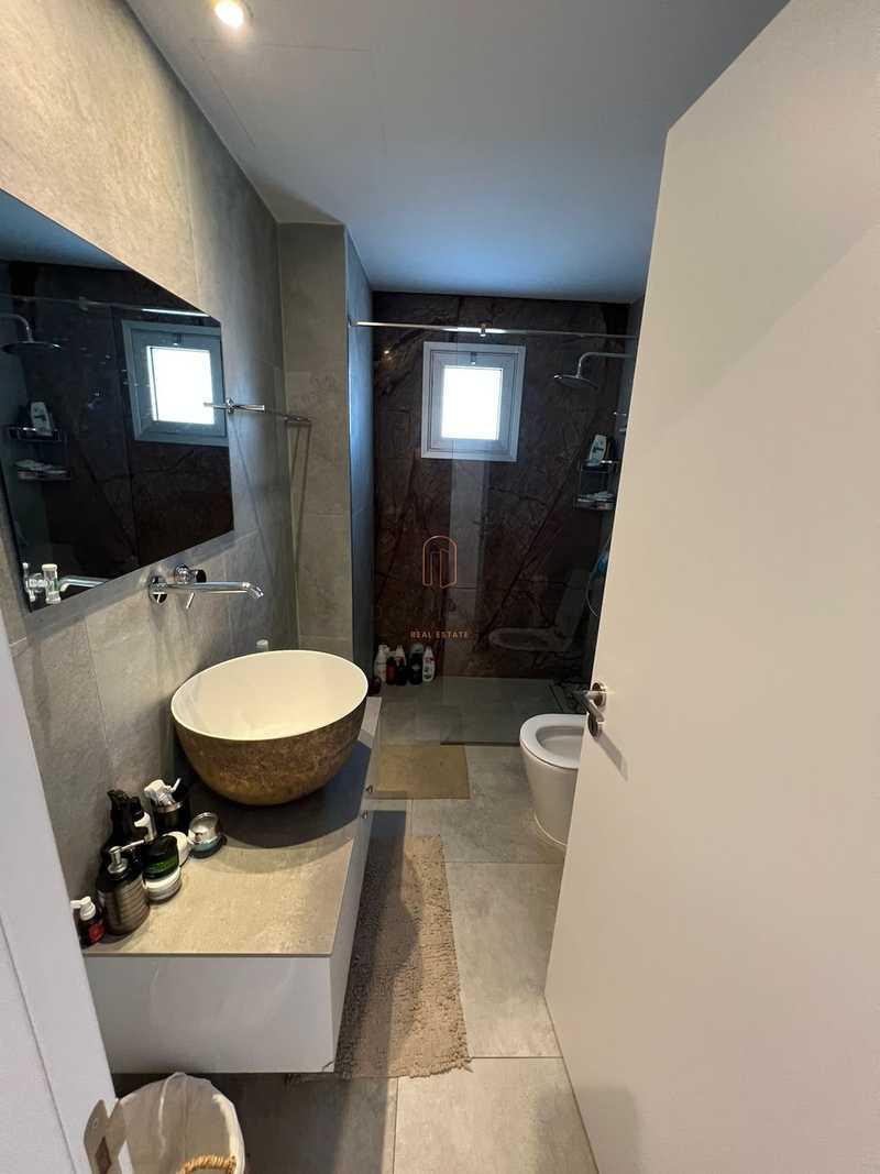 3-bedroom penthouse for sale: https://www.bazaraki.com/adv/5794775_3-bedroom-penthouse-for-sale (www.bazaraki.com)