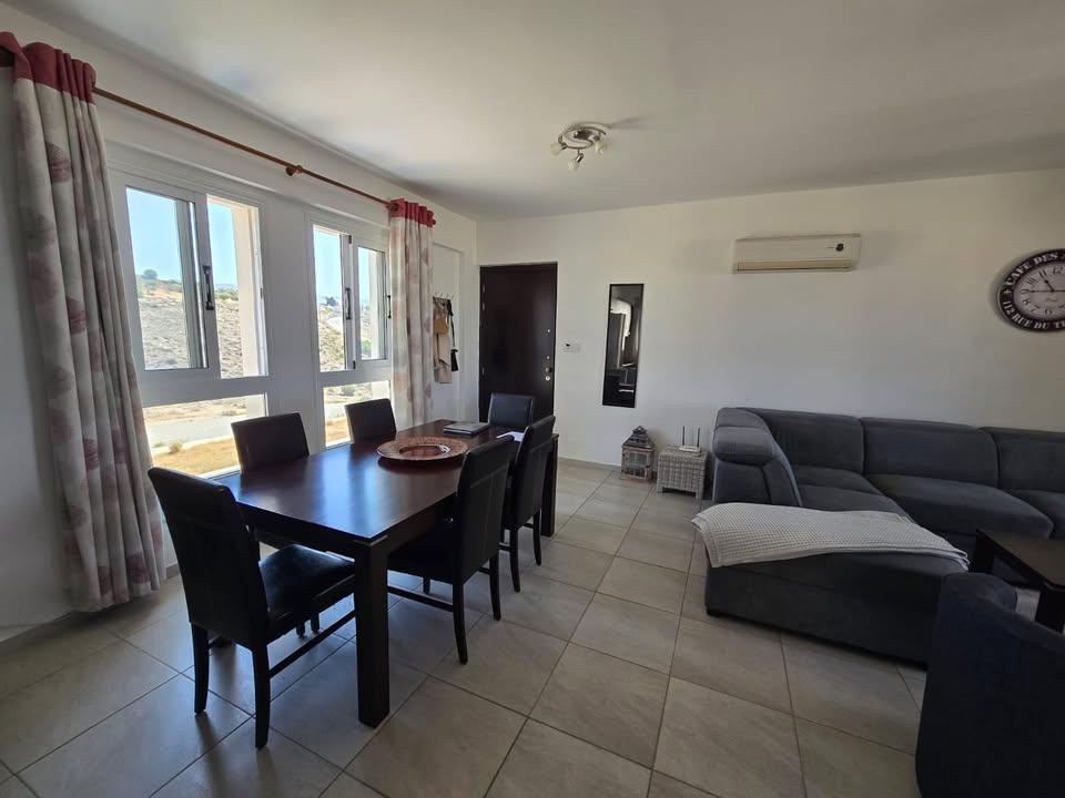 2 Beds 2 Baths Apartment/condo: https://www.facebook.com/marketplace/item/1320141852390869 (www.facebook.com)