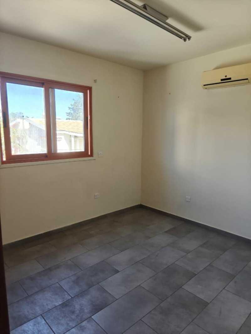 2-bedroom apartment to rent: https://www.bazaraki.com/adv/5792171_2-bedroom-apartment-to-rent (www.bazaraki.com)