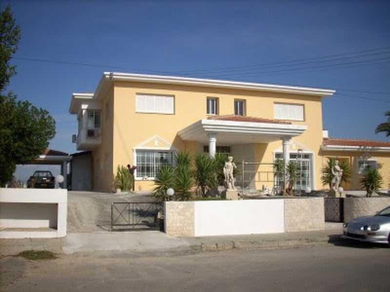 8-bedroom villa for sale: https://www.bazaraki.com/adv/5792577_prestige-property-in-strovolos-sale-rent-or-exchange-options-available (www.bazaraki.com)