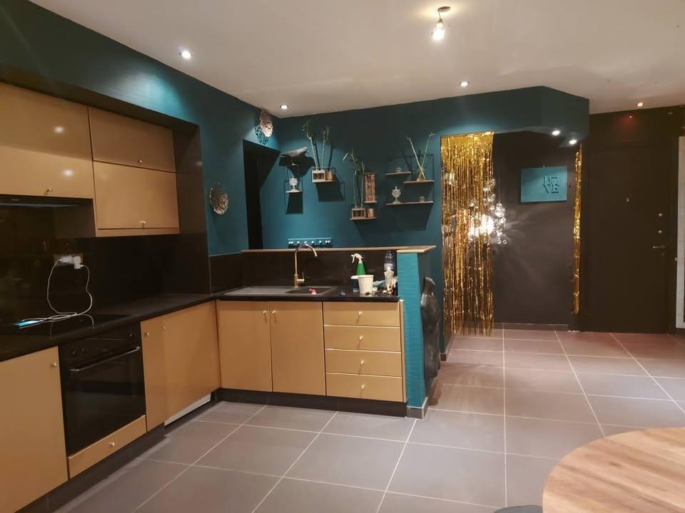 Διαμέρισμα 2 υπνοδωματίων: https://www.facebook.com/marketplace/item/1736465967220571 (www.facebook.com)