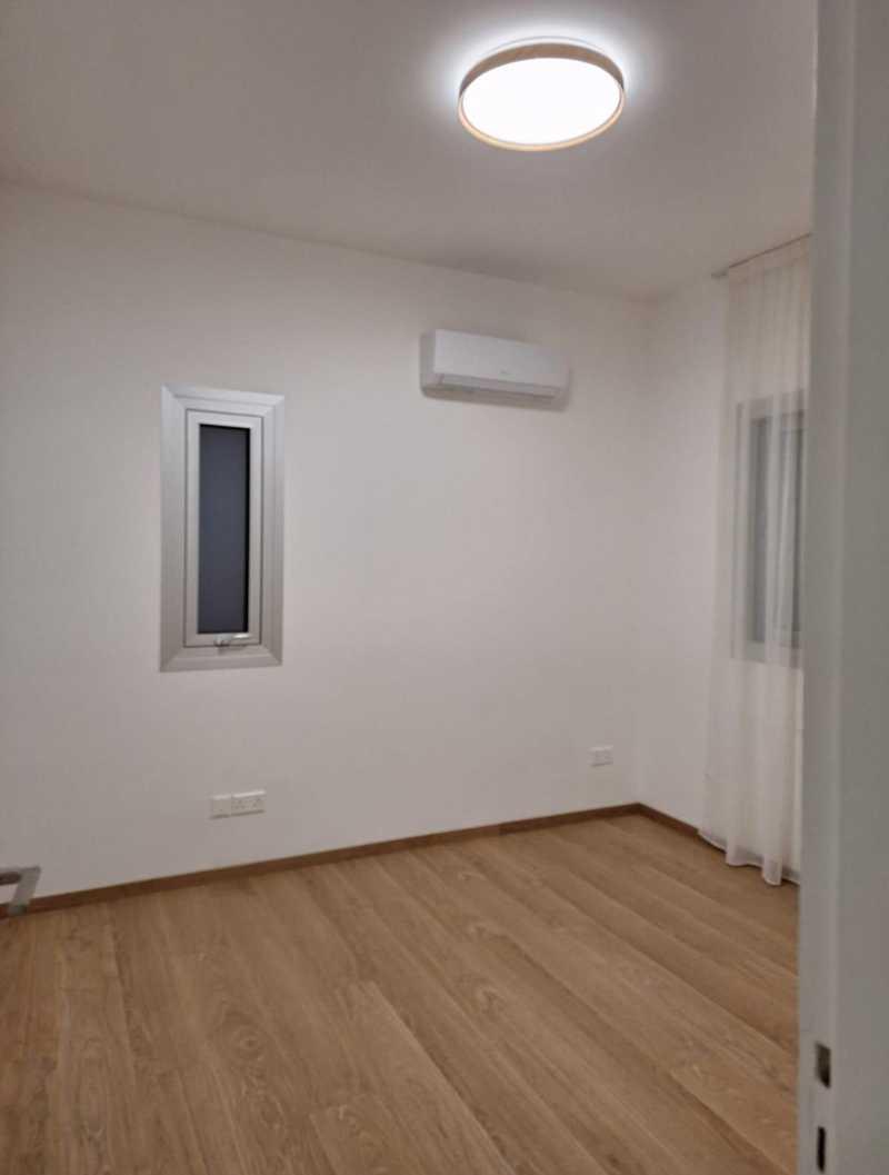 3-bedroom apartment to rent: https://www.bazaraki.com/adv/5795495_3-bedroom-apartment-to-rent (www.bazaraki.com)