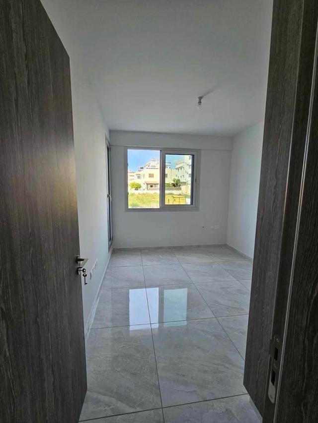 For Rent: Modern new 2 bedroom apartment - fully furnished: https://www.facebook.com/marketplace/item/1268120618275760 (www.facebook.com)