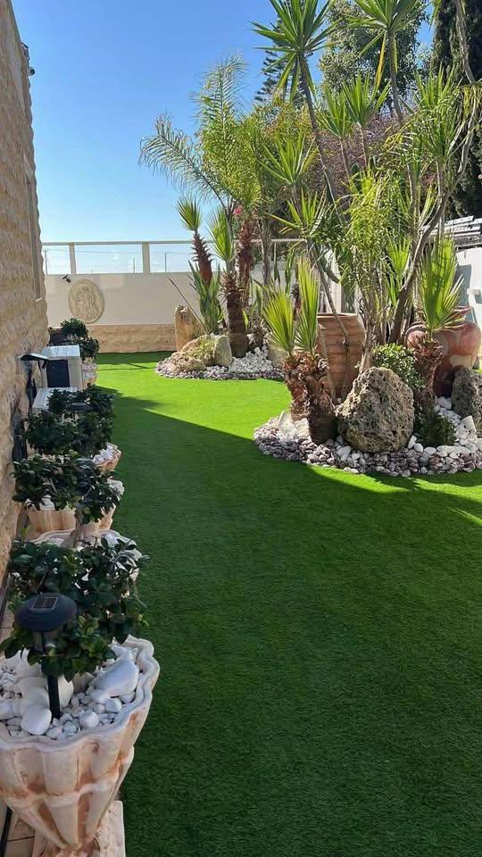 4 Bedroom House 3Mins walk to the Larnaca Seaside Beach: https://www.facebook.com/marketplace/item/1689329275036061 (www.facebook.com)