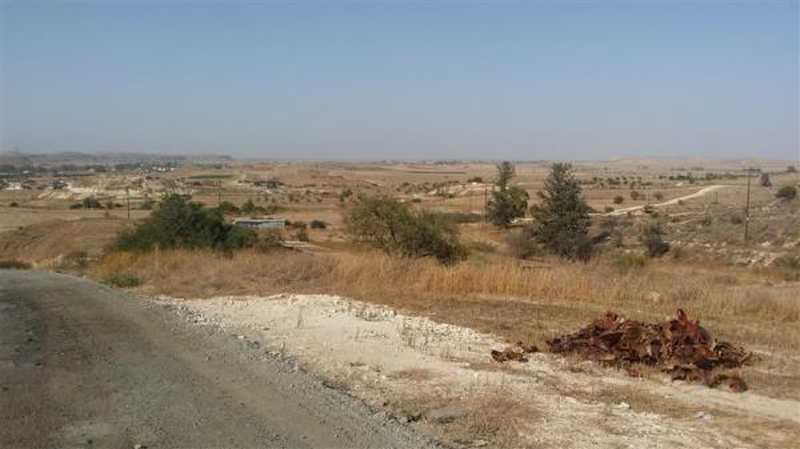 Agricultural land 8417 m²: https://www.bazaraki.com/adv/5796179_agricultural-land-8417-m2 (www.bazaraki.com)