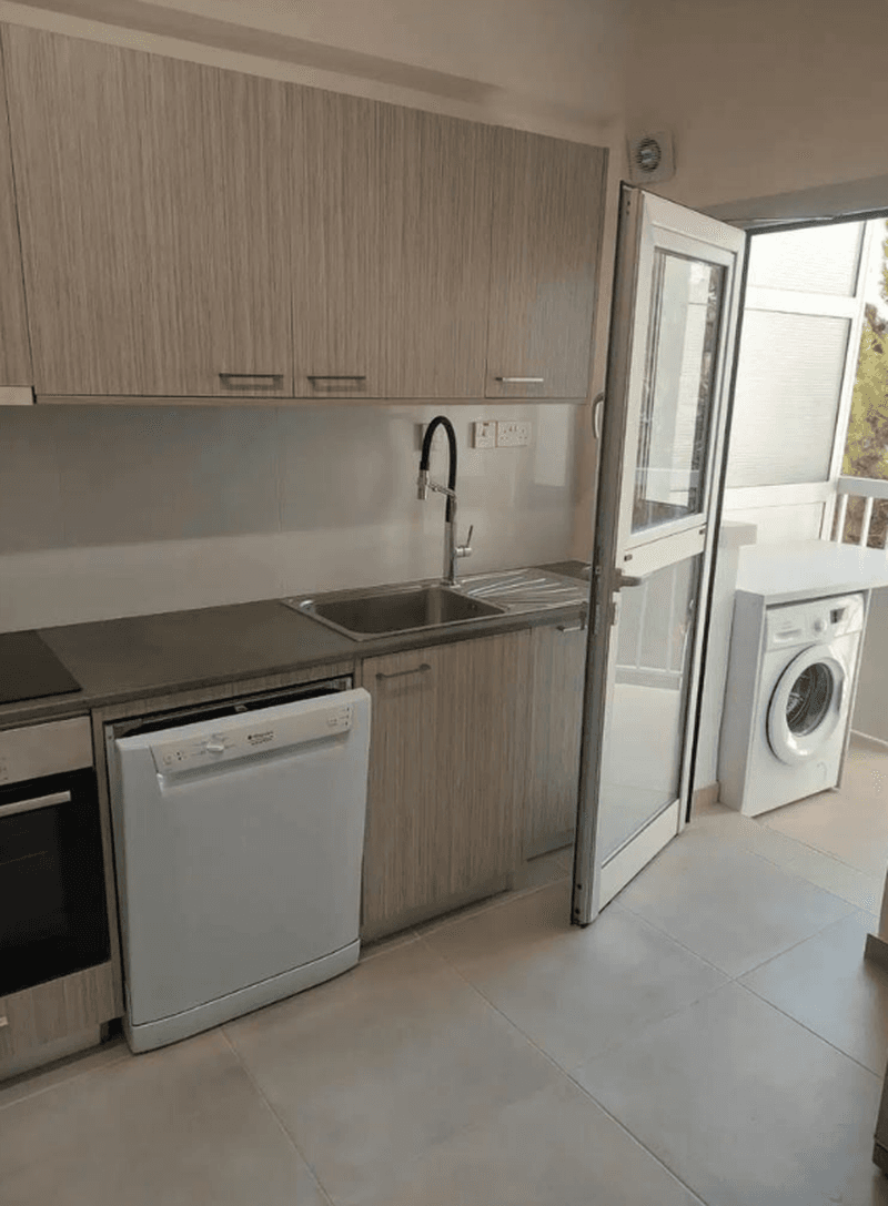 3-bedroom apartment to rent: https://www.bazaraki.com/adv/5795636_3-bedroom-apartment-to-rent (www.bazaraki.com)