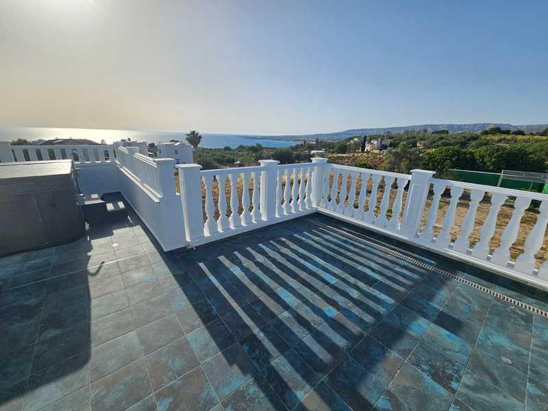 2-bedroom villa to rent: https://www.bazaraki.com/adv/5795405_2-bedroom-villa-to-rent (www.bazaraki.com)