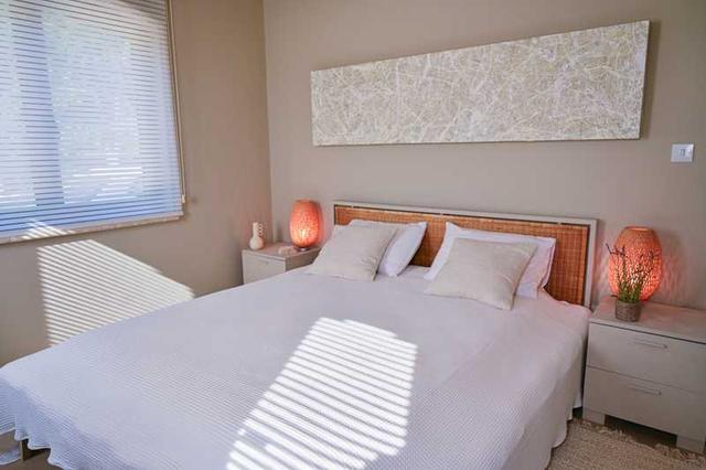 6-bedroom villa for sale: https://www.bazaraki.com/adv/5795687_6-bedroom-villa-for-sale (www.bazaraki.com)