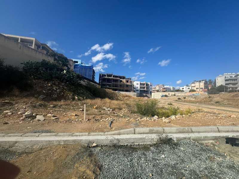 Residential land 1117 m²: https://www.bazaraki.com/adv/5787338_residential-land-1117-m2 (www.bazaraki.com)