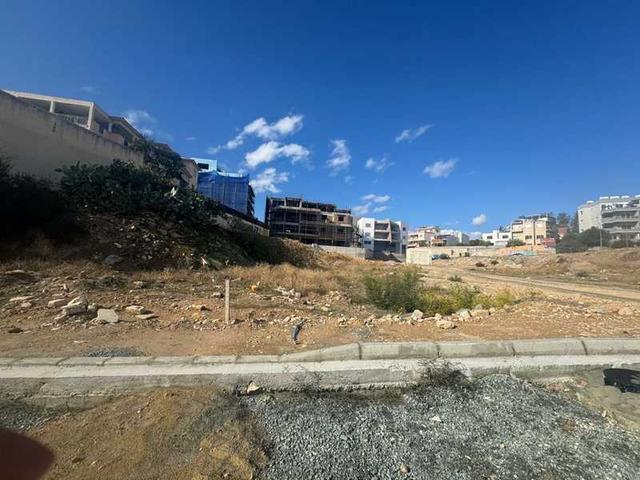 Residential land 1117 m²: https://www.bazaraki.com/adv/5787338_residential-land-1117-m2 (www.bazaraki.com)