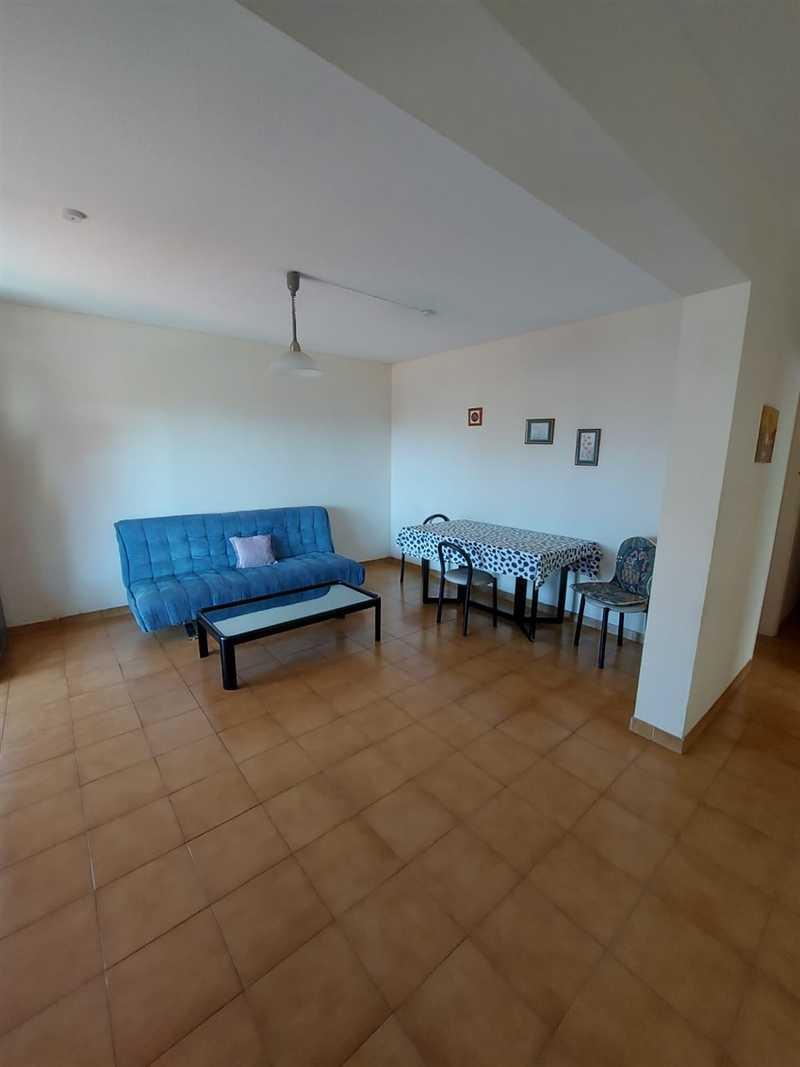 2-bedroom apartment to rent: https://www.bazaraki.com/adv/5786440_2-bedroom-apartment-to-rent (www.bazaraki.com)
