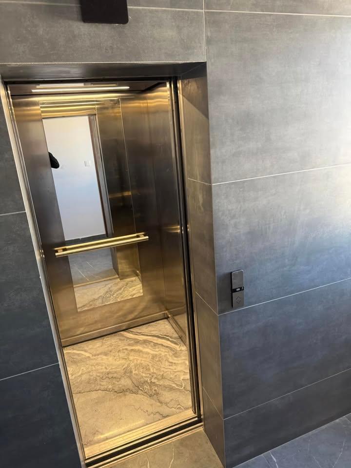 2 bedroom 2 bathroom for rent: https://www.facebook.com/marketplace/item/675504675447959 (www.facebook.com)