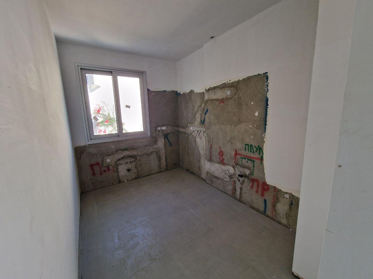 New 2-bedroom flat in Larnaca № 153922: https://dom.com.cy/en/catalog/sale/153922/ (dom.com.cy)