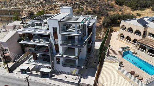2-bedroom apartment for sale: https://www.bazaraki.com/adv/5791880_2-bedroom-apartment-for-sale (www.bazaraki.com)