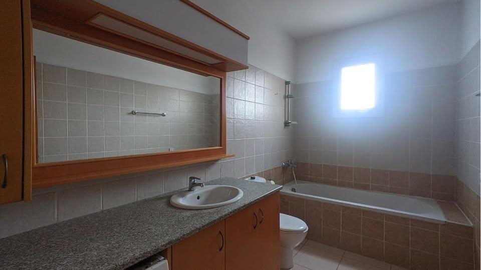 Spacious, 3- Bedroom Apartment for sale in Drosia area, Larnaca: https://www.facebook.com/marketplace/item/1037266251663112 (www.facebook.com)