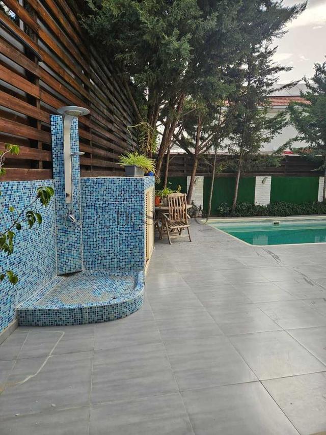 6-bedroom villa for sale: https://www.bazaraki.com/adv/5798373_6-bedroom-villa-for-sale (www.bazaraki.com)