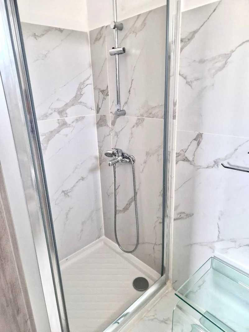 2-bedroom apartment to rent: https://www.bazaraki.com/adv/5794481_2-bedroom-apartment-to-rent (www.bazaraki.com)