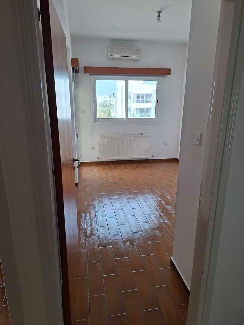 3-bedroom apartment for sale: https://www.bazaraki.com/adv/5798476_3-bedroom-apartment-for-sale (www.bazaraki.com)