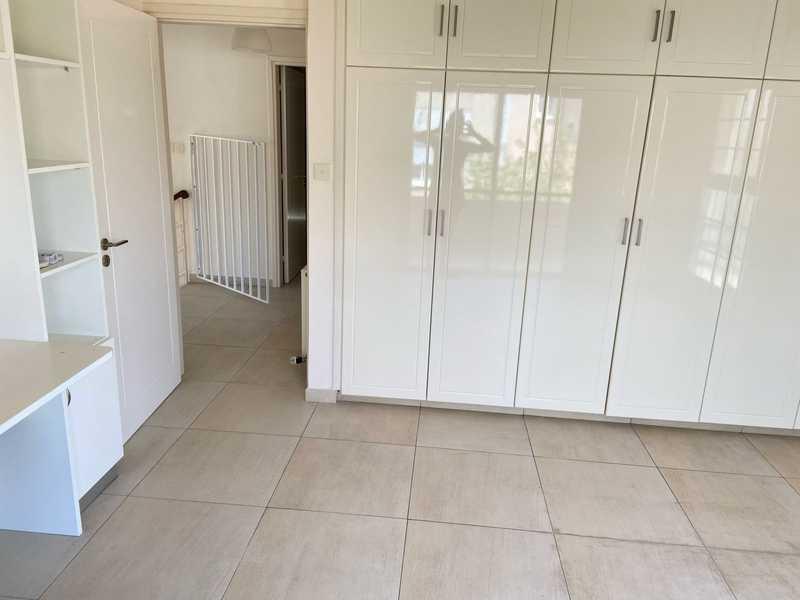 4-bedroom detached house to rent: https://www.bazaraki.com/adv/5786553_4-bedroom-detached-house-to-rent (www.bazaraki.com)