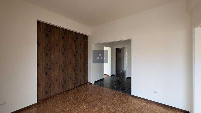 4-bedroom apartment for sale: https://www.bazaraki.com/adv/5766163_4-bedroom-apartment-for-sale (www.bazaraki.com)