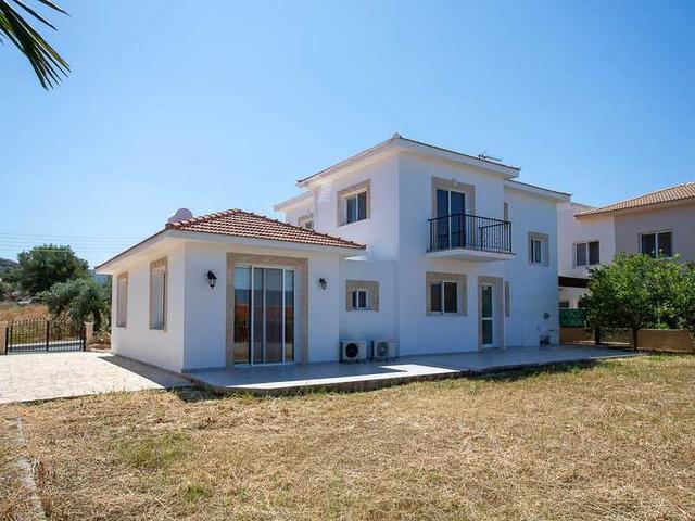 4-bedroom villa for sale: https://www.bazaraki.com/adv/5797316_4-bedroom-villa-for-sale (www.bazaraki.com)