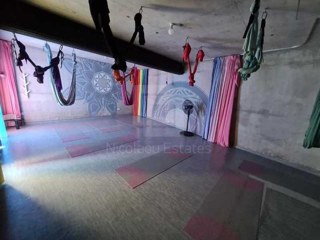 4-bedroom detached house for sale: https://www.bazaraki.com/adv/5797301_4-bedroom-detached-house-for-sale (www.bazaraki.com)