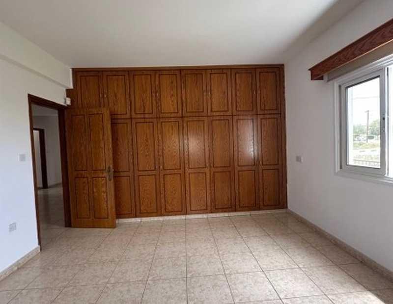 3-bedroom detached house to rent: https://www.bazaraki.com/adv/5795269_3-bedroom-detached-house-to-rent (www.bazaraki.com)