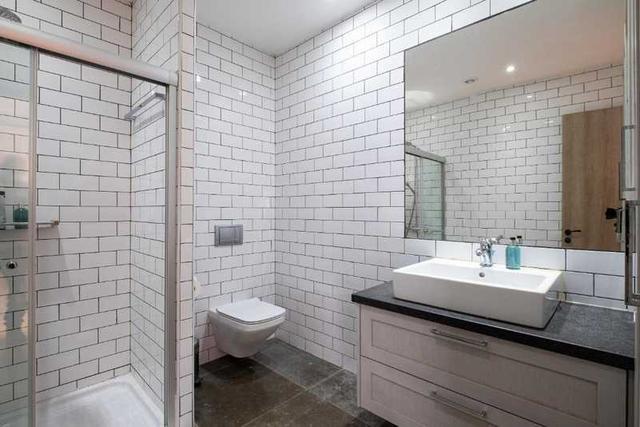 5-bedroom detached house for sale: https://www.bazaraki.com/adv/5799759_5-bedroom-detached-house-for-sale (www.bazaraki.com)