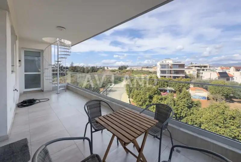 3-bedroom penthouse to rent: https://www.bazaraki.com/adv/5787598_3-bedroom-penthouse-to-rent (www.bazaraki.com)