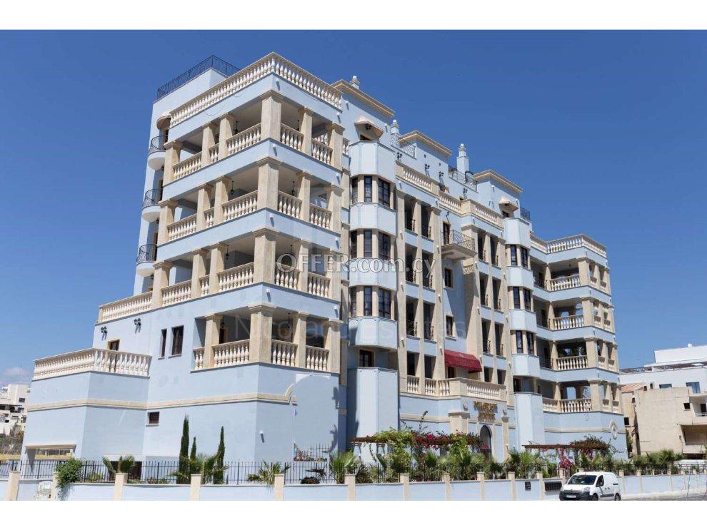 New Luxurious two bedroom apartment in Germasogeia tourist area Limassol: https://www.offer.com.cy/en/new-luxurious-two-bedroom-apartment-in-germasogeia-tourist-area-limassol/21-735431/ (www.offer.com.cy)