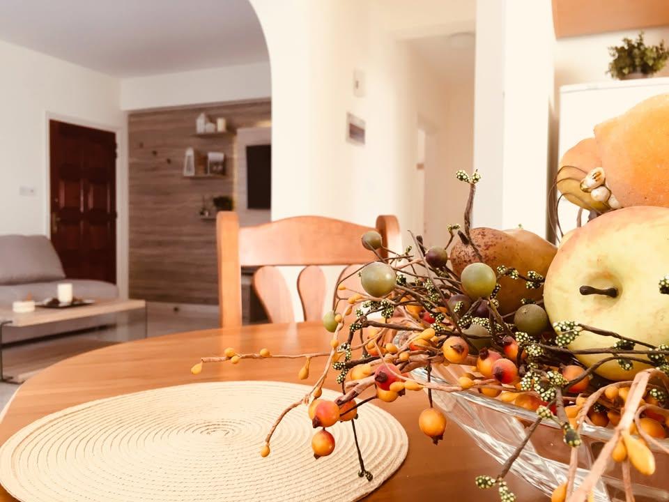 2 Beds 2 Baths Apartment/condo: https://www.facebook.com/marketplace/item/1591503301806700 (www.facebook.com)