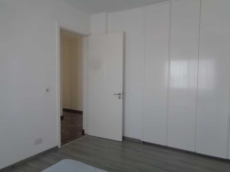 3-bedroom penthouse to rent: https://www.bazaraki.com/adv/5796952_3-bedroom-penthouse-to-rent (www.bazaraki.com)