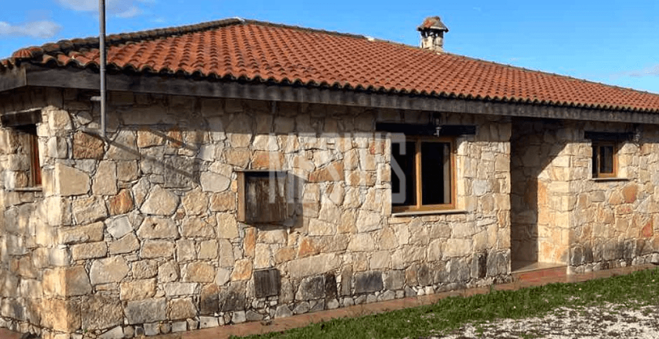 House/Villa For Sale, Lemesos, Agios Amvrosios: https://incyprusproperty.com/property/mesitis/house-villa-for-sale-lemesos-agios-amvrosios/ (incyprusproperty.com)