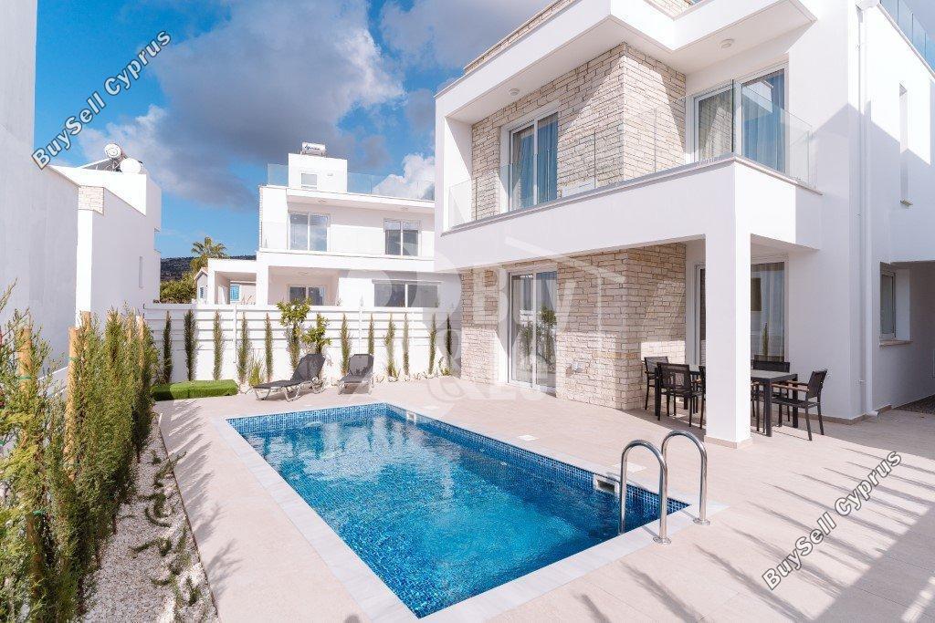 4 Bedroom Detached house for sale in Coral Bay, Paphos: https://www.buysellcyprus.com/property-for-sale/paphos/coral-bay/4-bed-detached-house-for-sale-coral-bay-paphos-1799885.html (www.buysellcyprus.com)