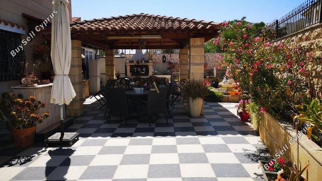 6 Bedroom Detached house for sale in Aglantzia, Nicosia: https://www.buysellcyprus.com/property-for-sale/nicosia/aglantzia/6-bed-detached-house-for-sale-aglantzia-nicosia-1796666.html (www.buysellcyprus.com)